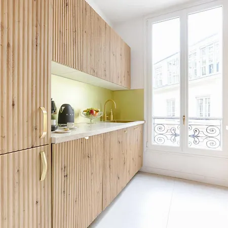 Artistic Luxury 3-bedroom - Champs-élysées Appartamento